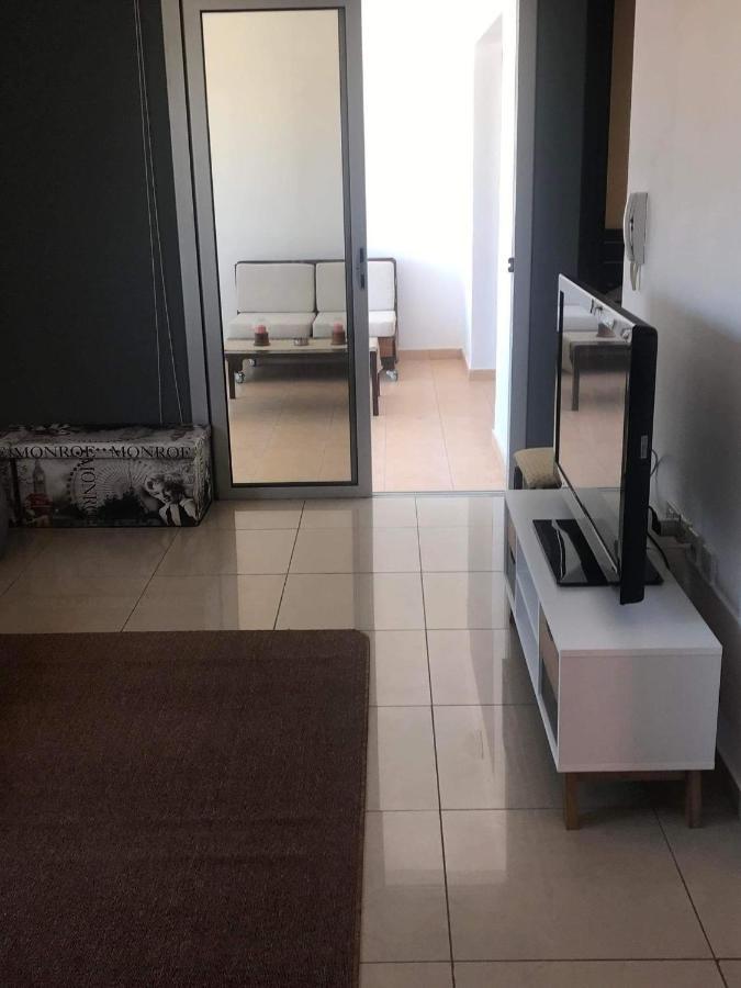 Andris Apartment Paralimni Exterior photo