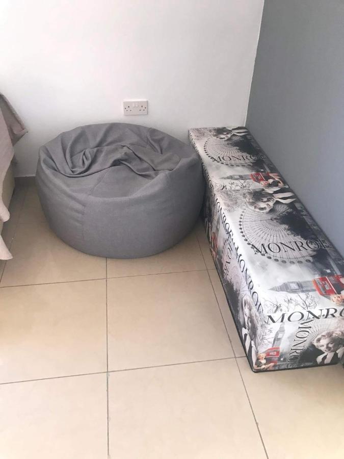Andris Apartment Paralimni Exterior photo